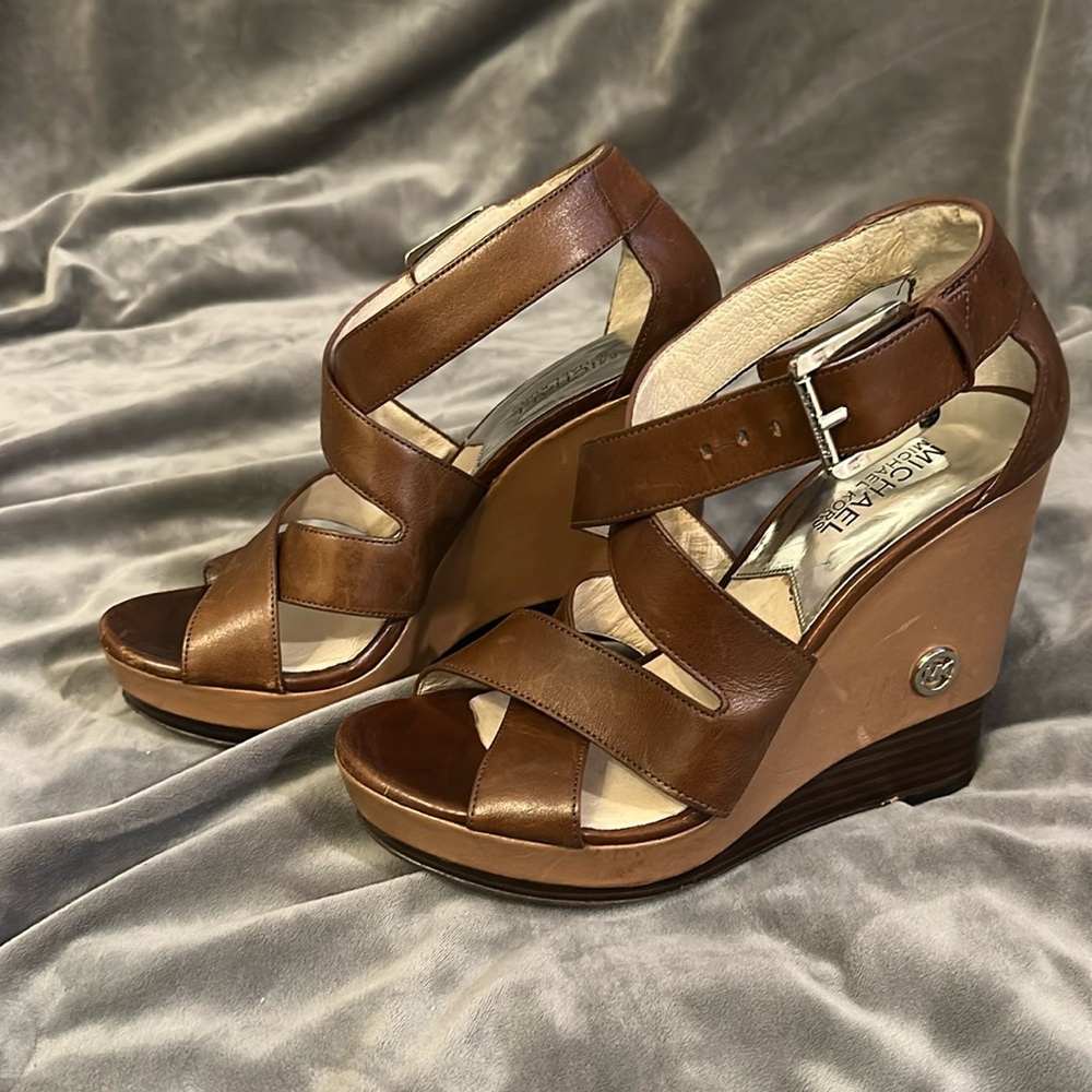 Brown wedge MK sandals 7.5